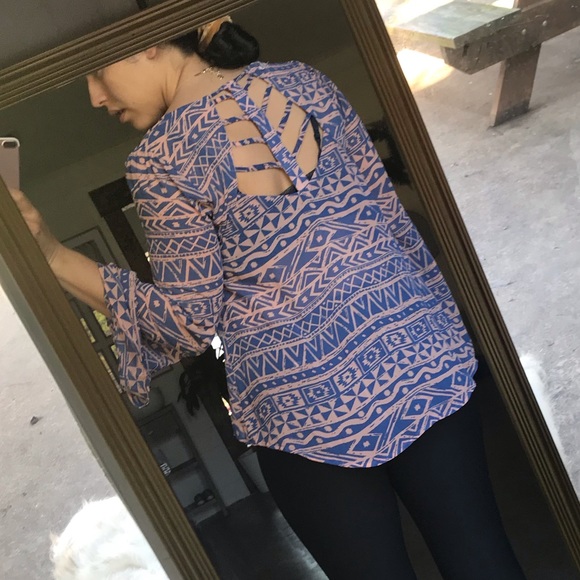 3 for $25 Blu pepper hi lo long sleeve boho style - Picture 8 of 8